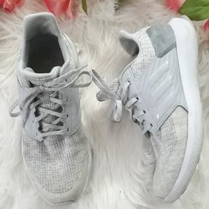 Adidas | gray mesh tennis shoe